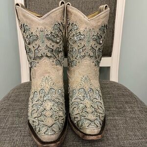 Corral Cream jeweled Western Boots
